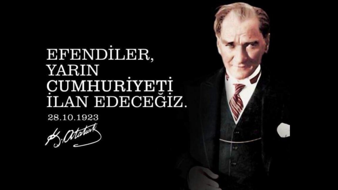 Efendiler yarın Cumhuriyeti ilan edeceğiz sözü ne zaman, nerede söylendi?