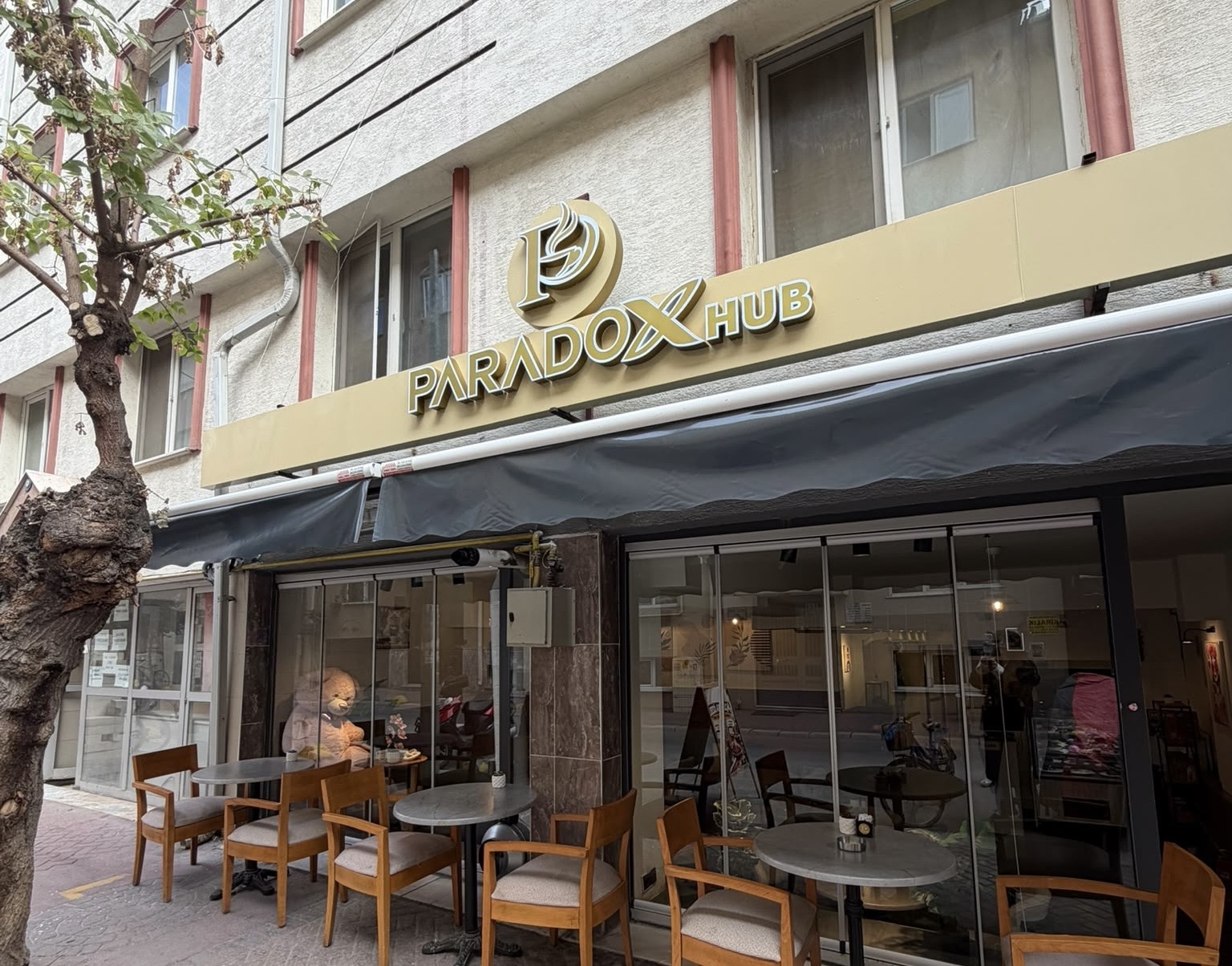 Eskişehir’de Kahve, Tatlı ve Eğlence Bir Arada: Paradox Hub Cafe!